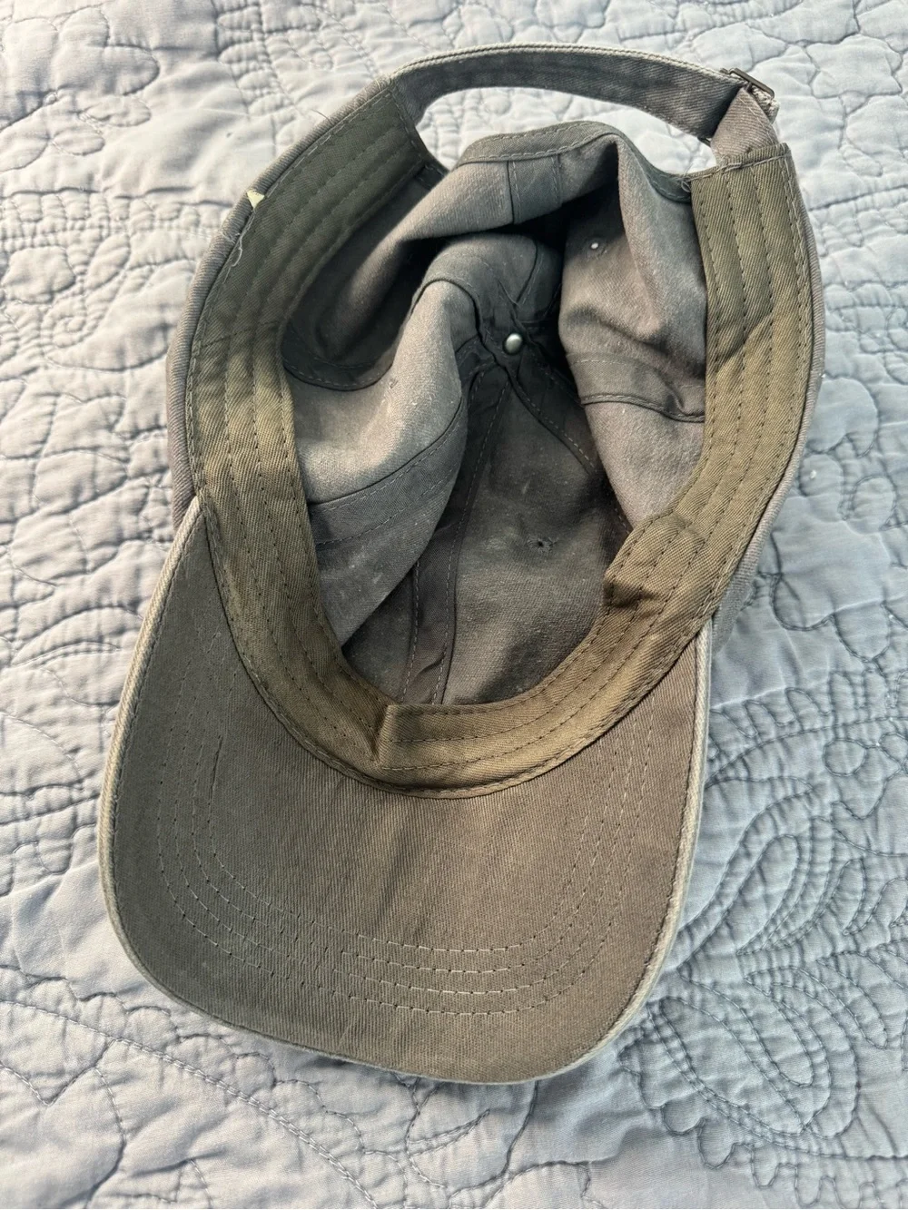 Rose Apothecary from Schitt’s Creek graphic Baseball Cap - Charcoal